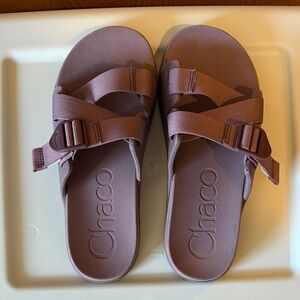 Chaco Slide Sandals in Dusty purple size 9